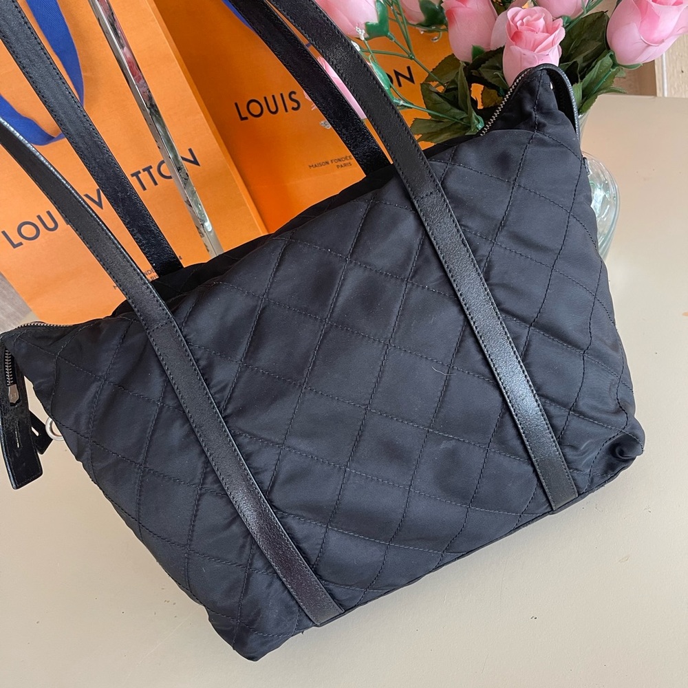 Prada shoulder bag🧳👜🖤 - Picture 11 of 13